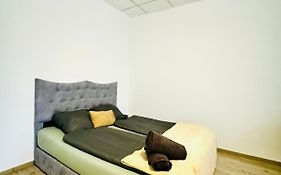 Amazing 2Br Apartment Near Praterstern